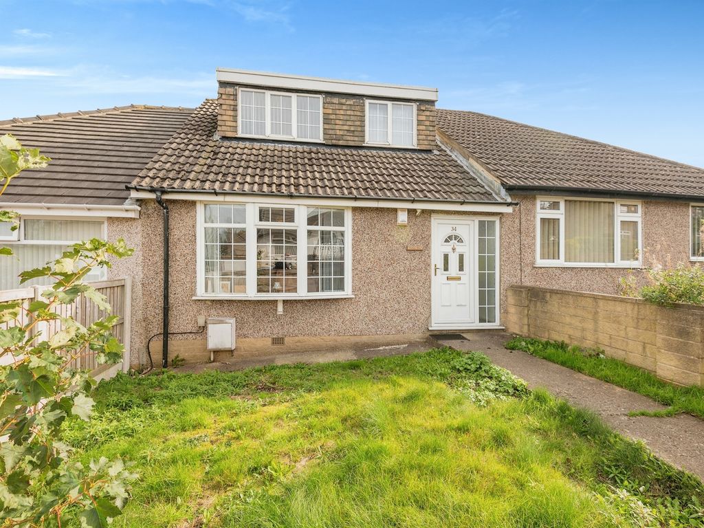 3 bed terraced bungalow for sale in Kenmore Drive, Bradford BD6, £