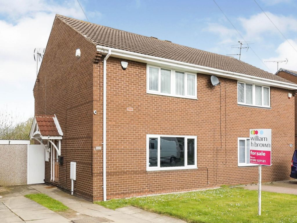 3 bed semidetached house for sale in Old Hexthorpe, Old Hexthorpe