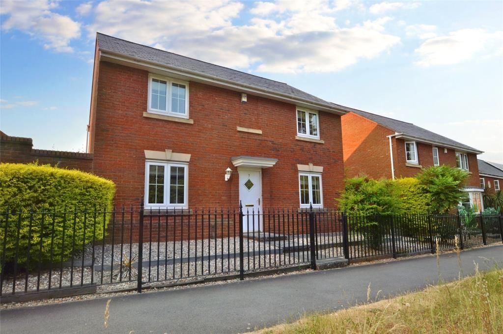 4 bed detached house for sale in Digby Drive, Clyst Heath, Exeter