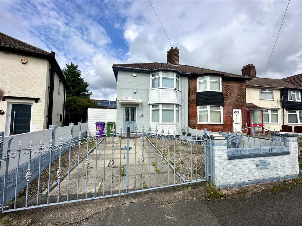 3 bed town house for sale in Grant Road, Dovecot, Liverpool L14, £