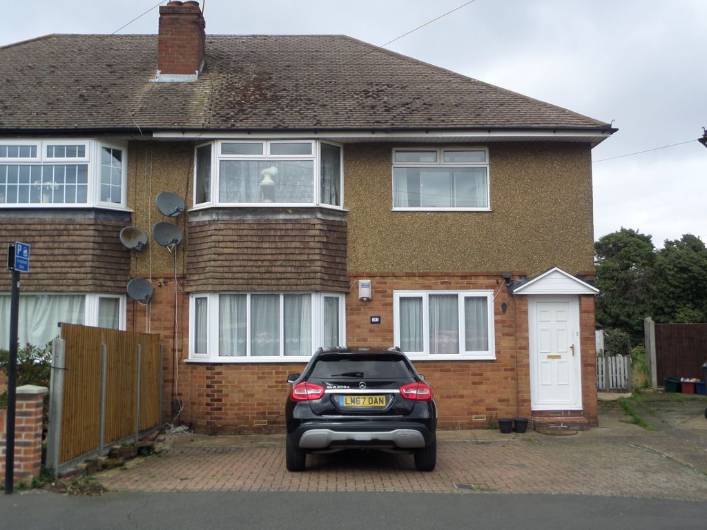 2 bed to rent in Bedfont Close, Feltham TW14 Zoopla