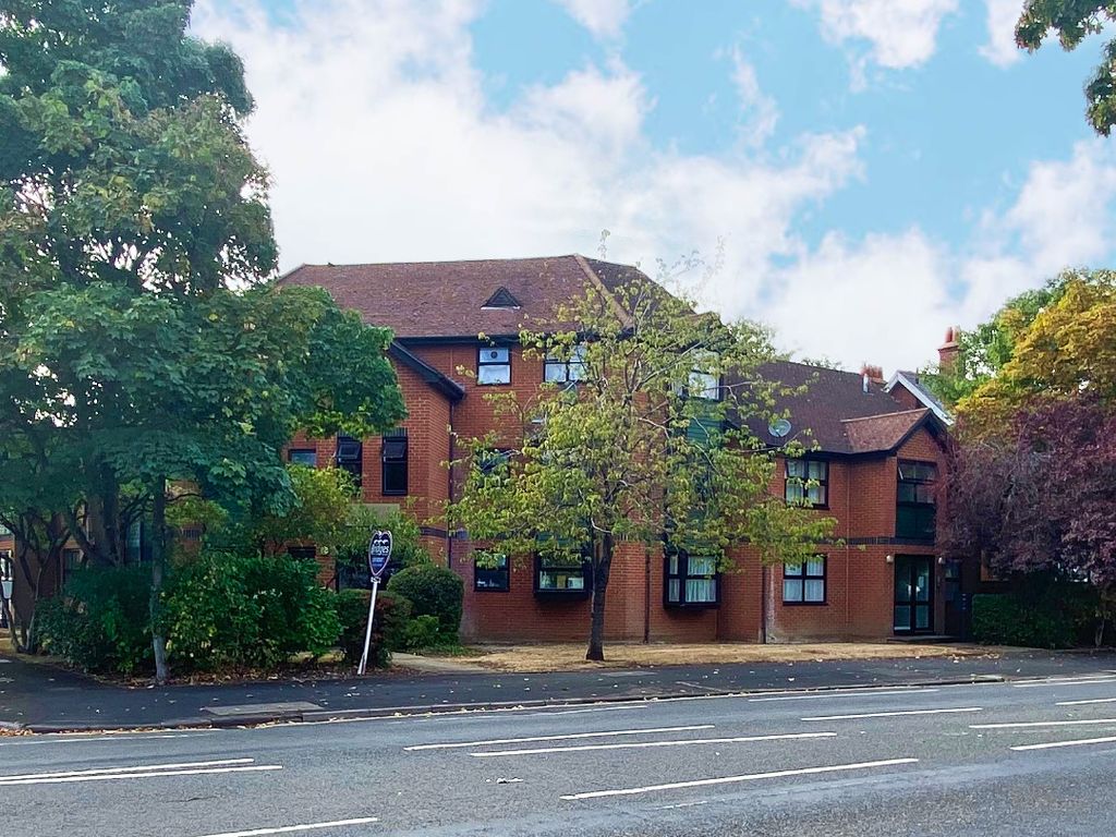 1 bed flat to rent in Alexandra Road, Farnborough GU14 Zoopla