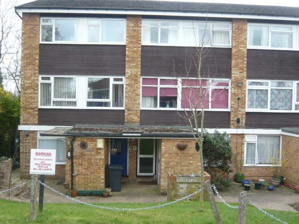 3 bed flat for sale in Ashdown Drive, Borehamwood WD6 Zoopla