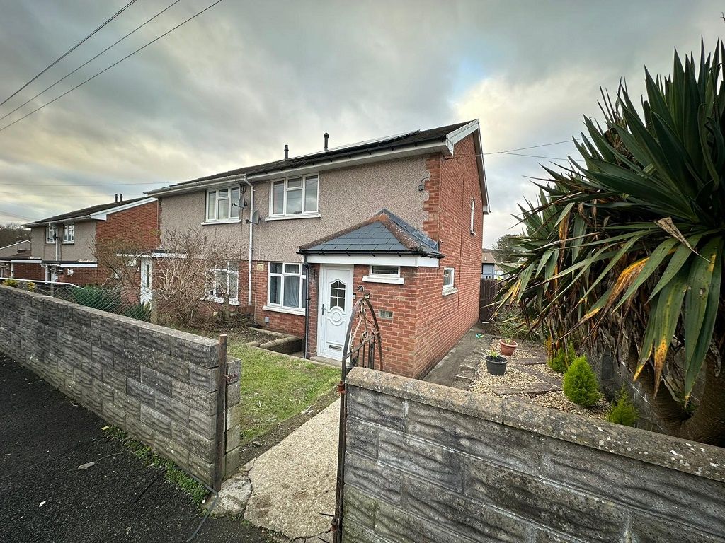 2 bed semidetached house for sale in Mill Road, Pontllanfraith