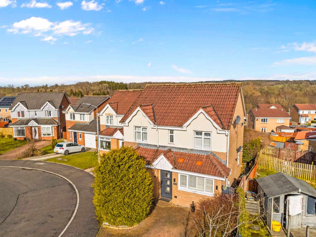 4 bed detached house for sale in Devine Grove, Newmains, Wishaw ML2, £