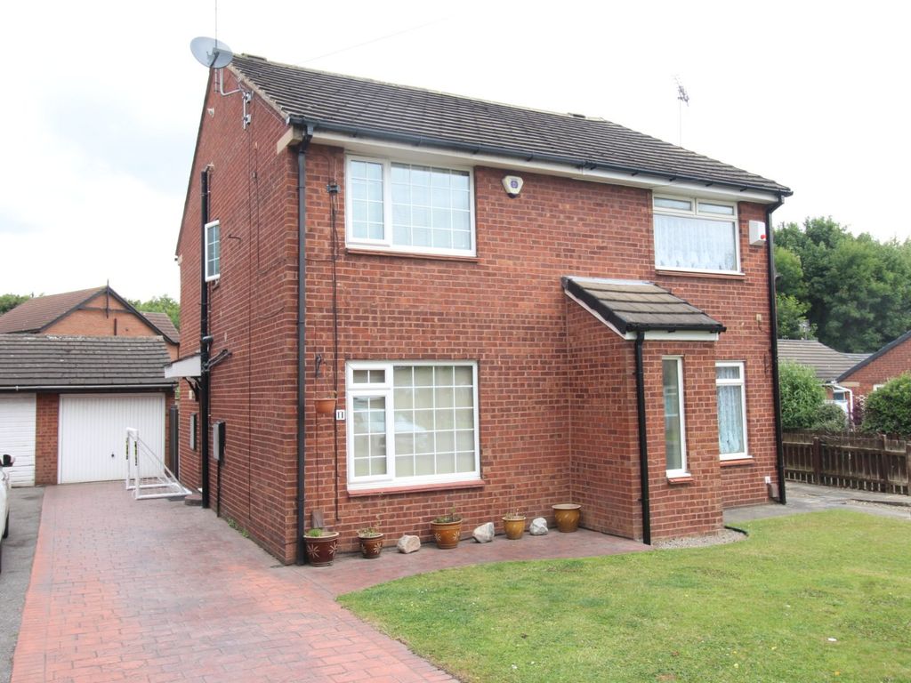 2 bed semidetached house for sale in Melton Close, Leeds, West