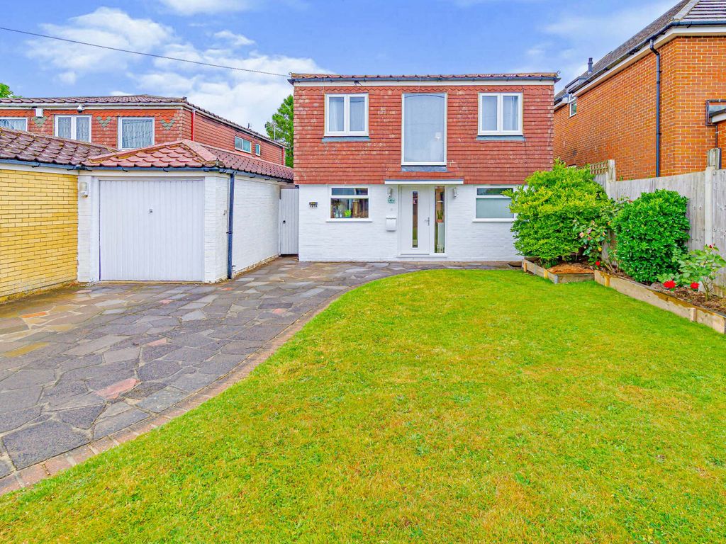 4 bed detached house for sale in Main Road, Biggin Hill, Westerham TN16