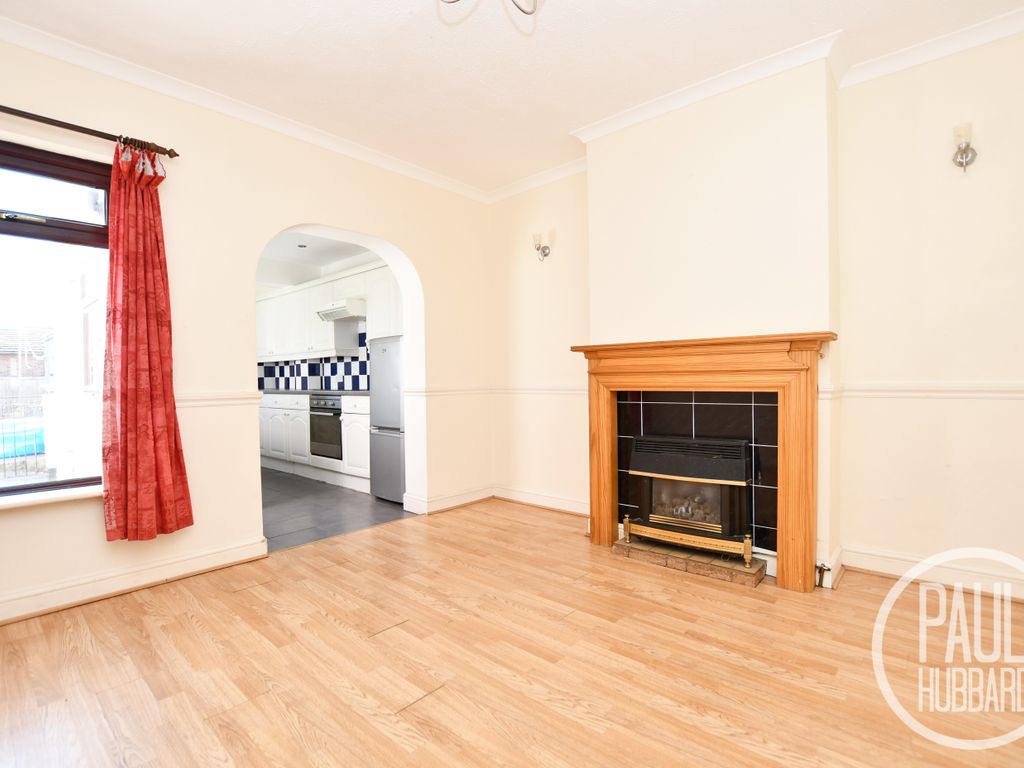 2 bed terraced house for sale in Gorleston Road, Oulton, Suffolk NR32