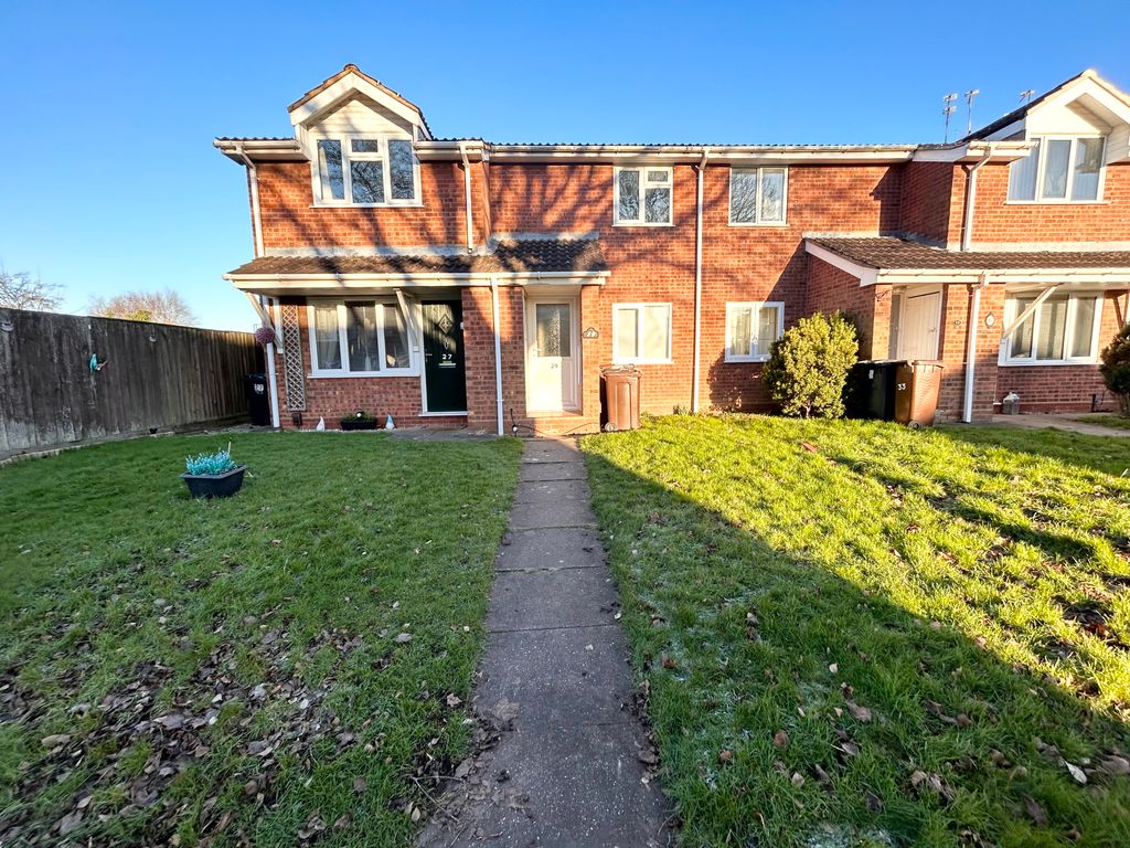 2 bed flat for sale in Ryhope Walk, Wolverhampton WV9, £89,995 Zoopla