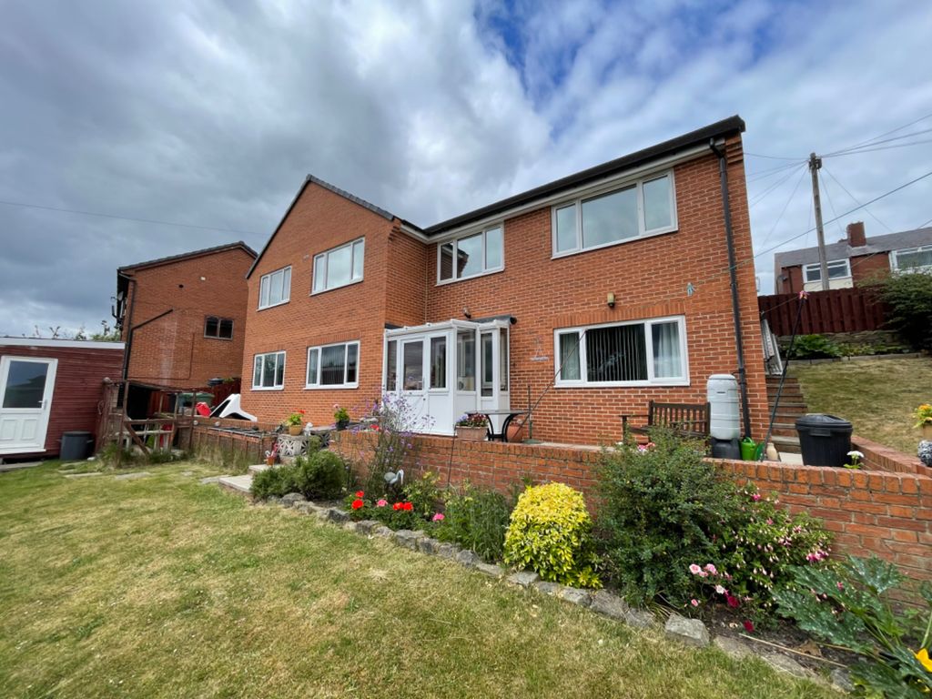 3 bed detached house for sale in Raikes Lane, Birstall, Batley WF17