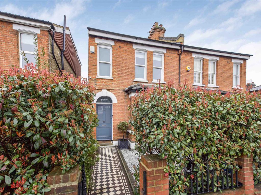 4 bed semidetached house for sale in Staines Road, Twickenham TW2 Zoopla