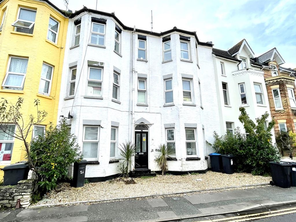 2 bed flat for sale in Purbeck Road, Bournemouth BH2, £200,000 Zoopla