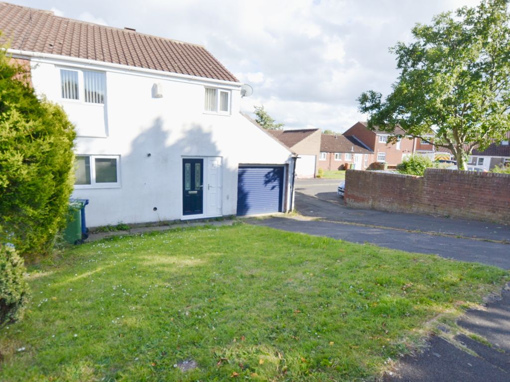 3 bed end terrace house for sale in Pembridge, Washington NE38, £