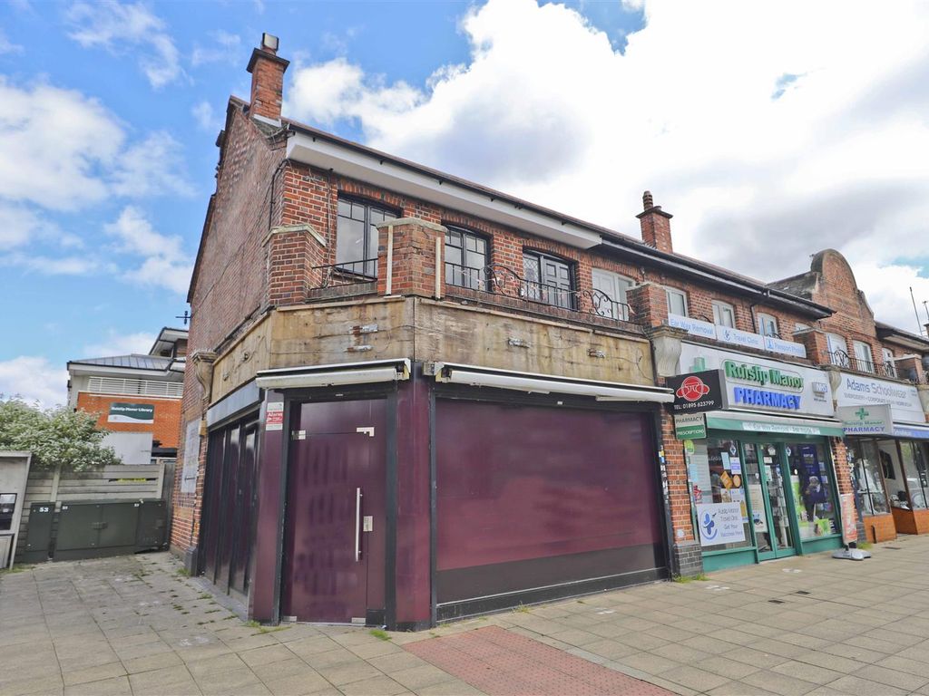 2 bed flat for sale in Victoria Road, Ruislip Manor, Ruislip HA4, £280,000 Zoopla