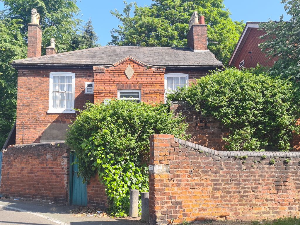 5 bed property for sale in 1 Sandwell Villas, Sandwell Street, Walsall
