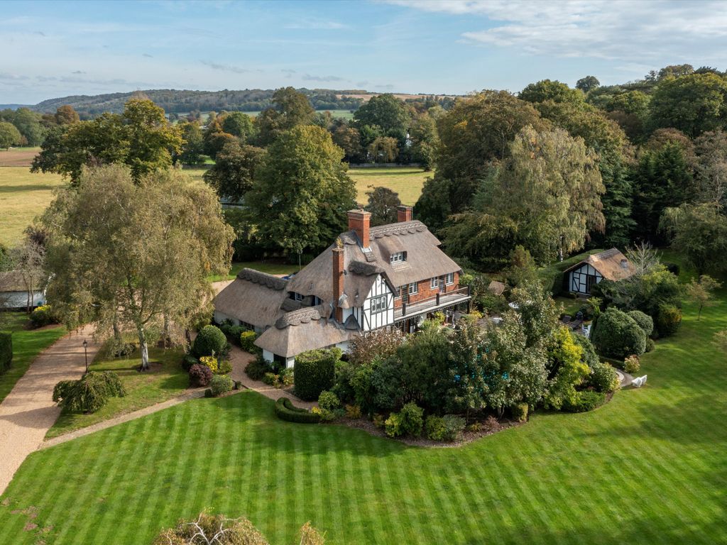 5 bed detached house for sale in New Road, Hurley, Maidenhead, Berkshire SL6, £2,500,000 Zoopla