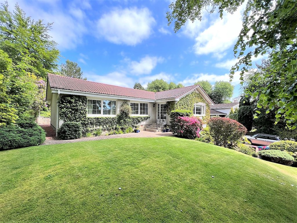 3 bed detached bungalow for sale in Fernhill Grange, Bothwell G71 Zoopla
