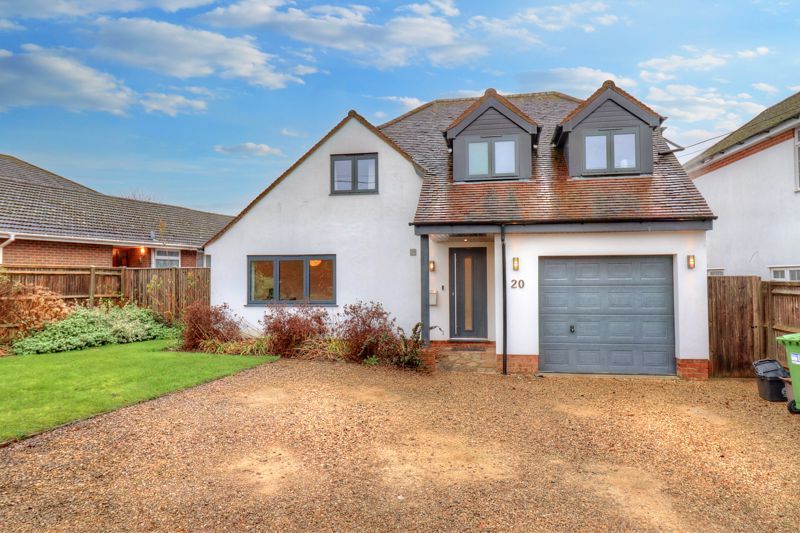 4 bed detached house for sale in New Road, Stokenchurch, High