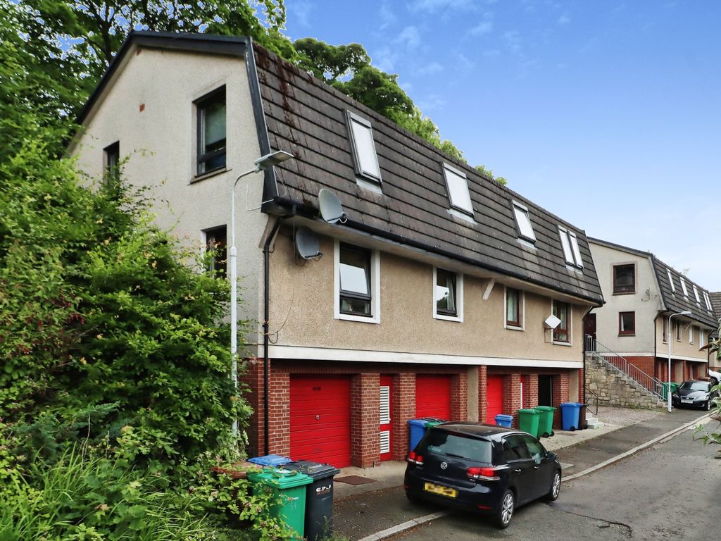2 bed flat for sale in Broomhead Park, Dunfermline KY12 Zoopla