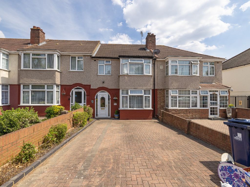 3 bed terraced house for sale in Allenby Road, Southall UB1 Zoopla