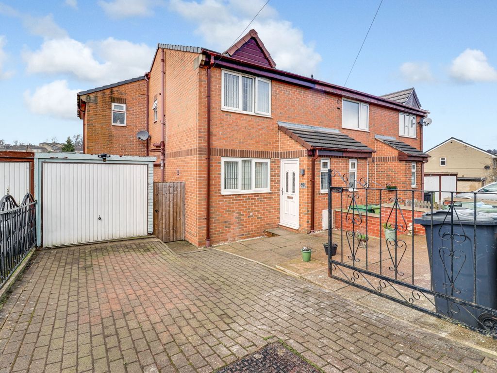 3 bed end terrace house for sale in Mill Lane, Dewsbury, West Yorkshire