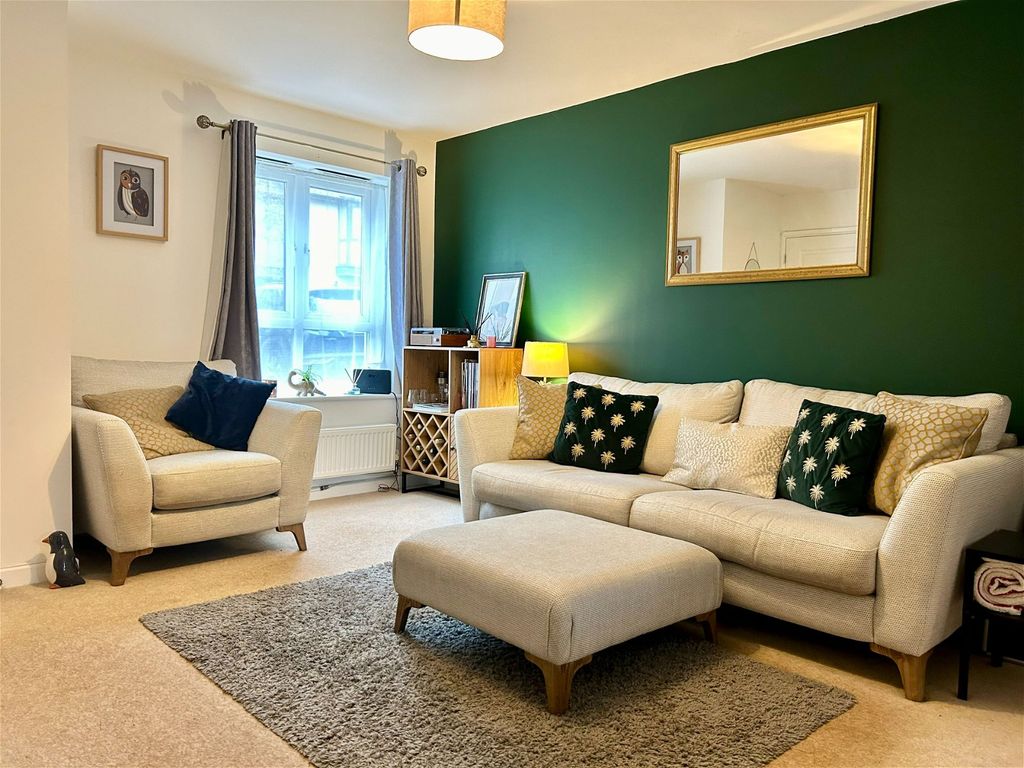 3 bed end terrace house for sale in Cobham Close, Glenholt, Plymouth