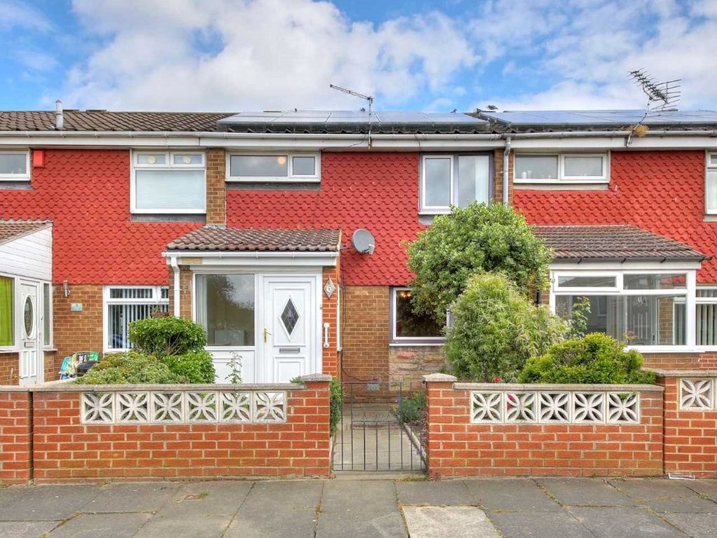 3 bed terraced house for sale in Bellingham Close, Wallsend, Tyne And