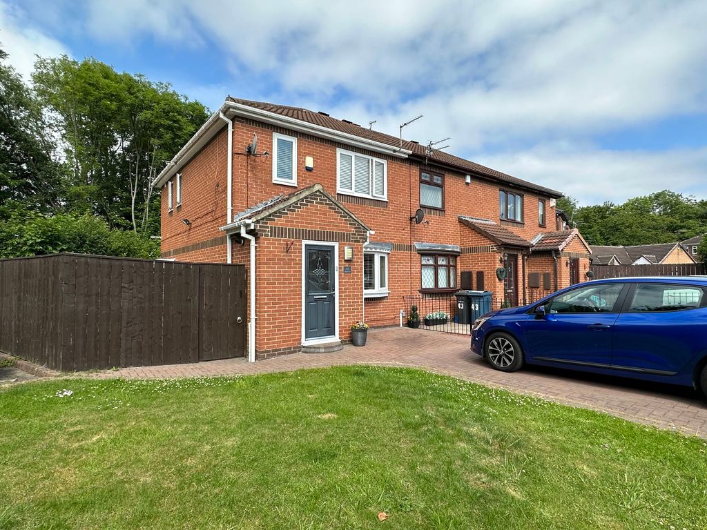 3 bed terraced house for sale in Agincourt, Hebburn NE31 Zoopla