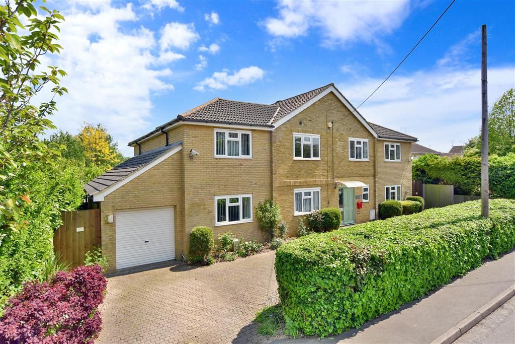 5 bed property for sale in Oak Lane, MinsterOnSea, Sheerness, Kent ME12 Zoopla