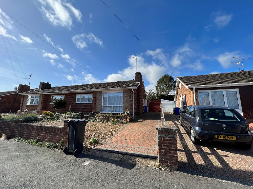 Derwent Crescent, Kettering NN16  