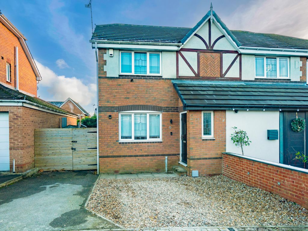 2 bed semidetached house for sale in Fathers Gardens, Kiveton Park