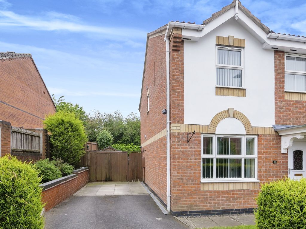 3 bed semidetached house for sale in Charlock Road, Hamilton