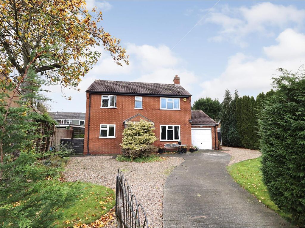 3 bed detached house for sale in Main Street, Wilberfoss, York YO41, £