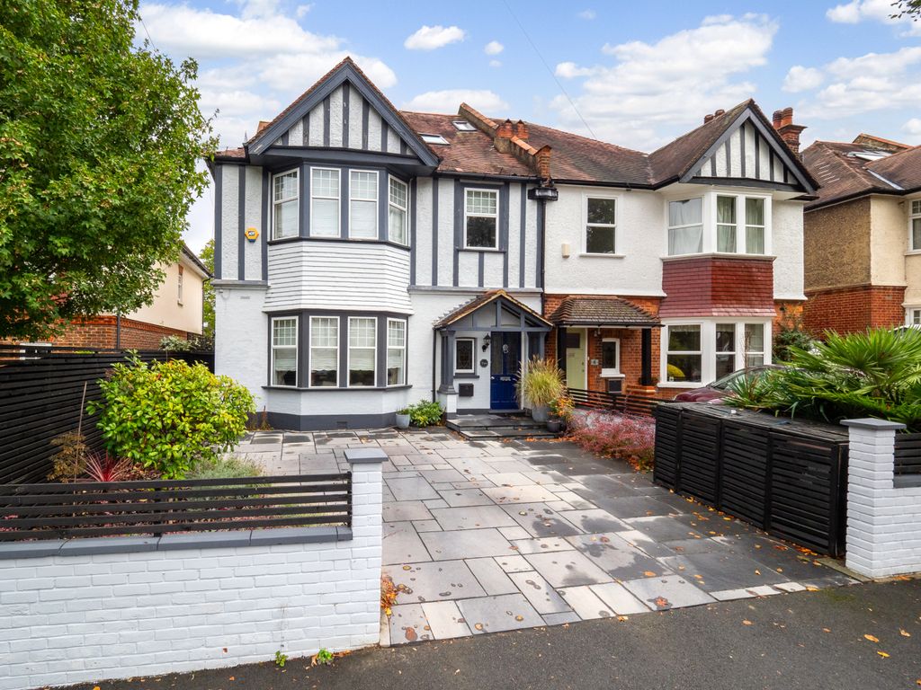 5 bed semidetached house for sale in Rosebery Road, Cheam, Sutton