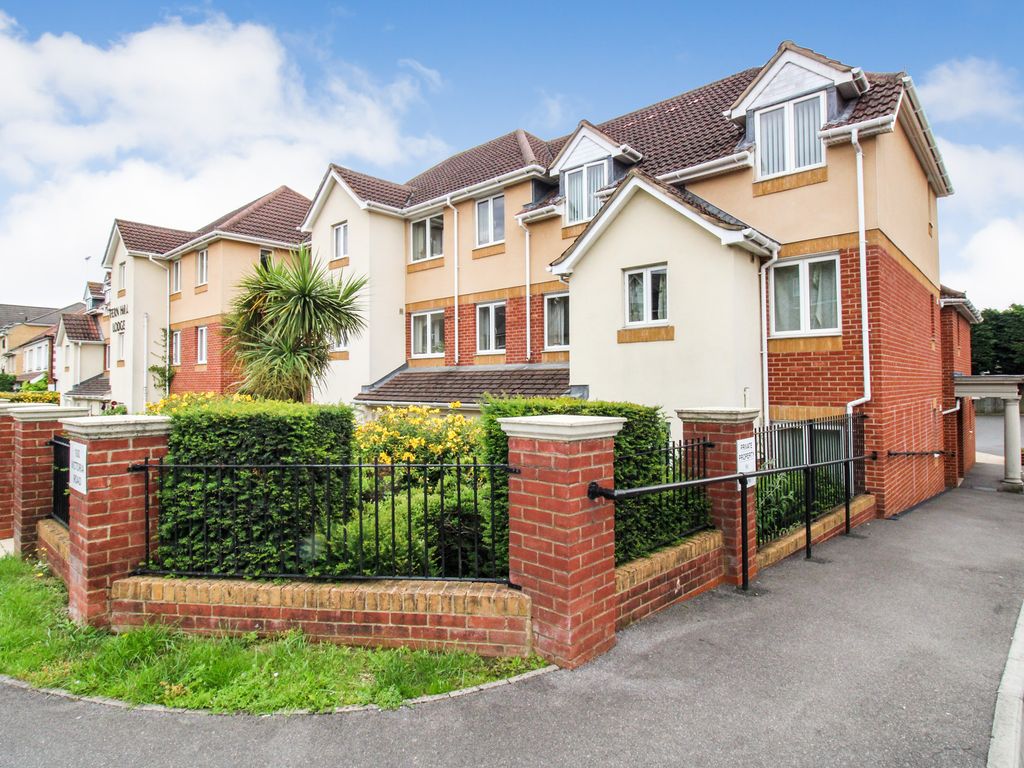 1 bed flat for sale in Fernhill Lodge, 100 Victoria Road, Farnborough