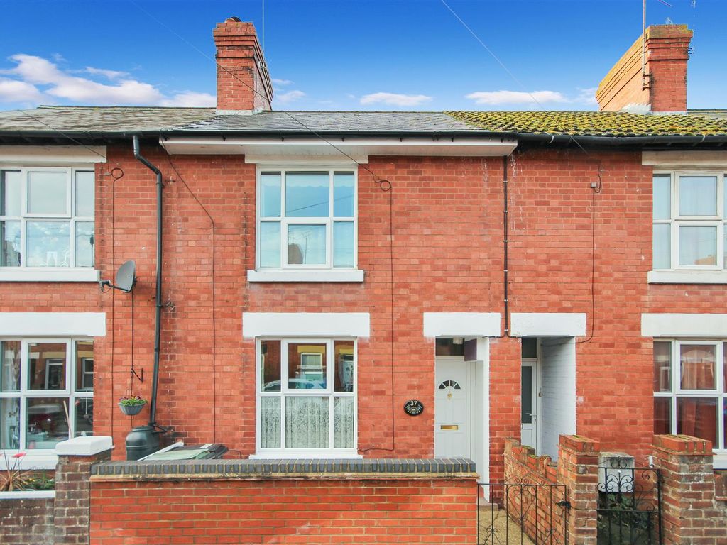 2 bed terraced house for sale in Grove Street, Higham Ferrers, Rushden