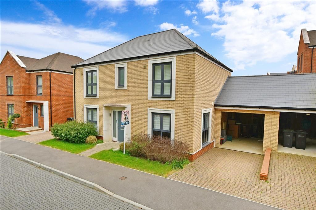 4 bed detached house for sale in Ruton Square, Kings Hill, West Malling