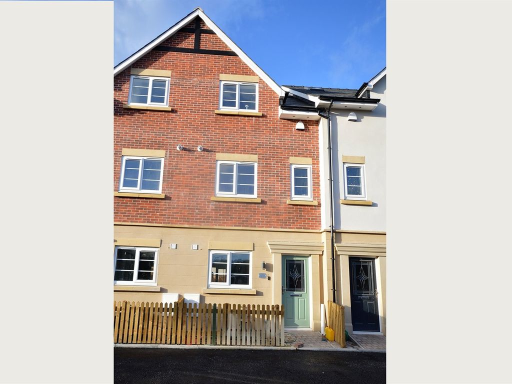 New home, 4 bed mews house for sale in Booths Hill Road, Lymm WA13 Zoopla