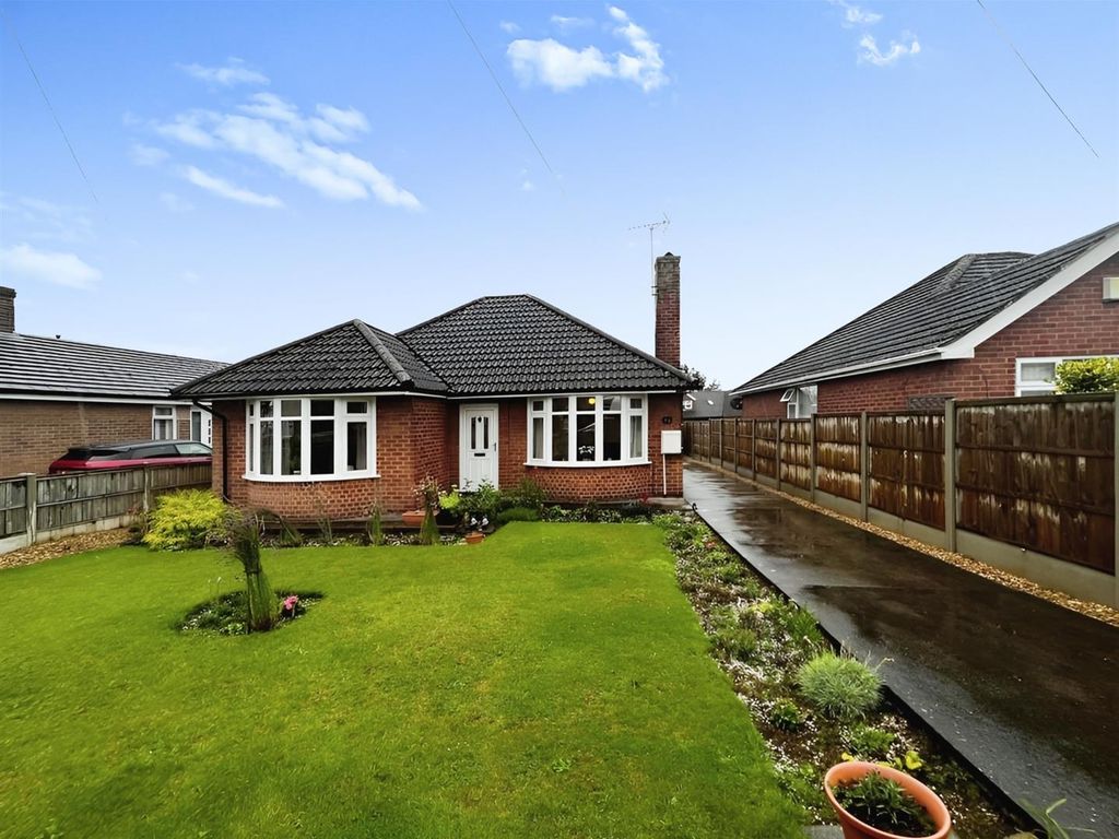 3 bed detached bungalow for sale in Raleigh Road, Mansfield NG19 Zoopla