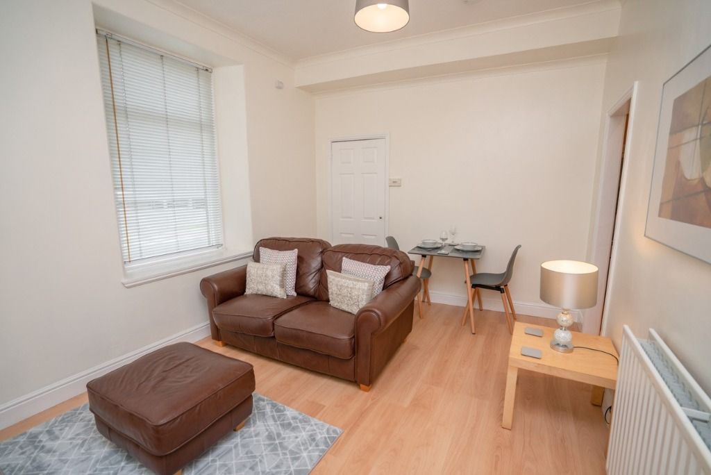 1 bed flat to rent in Hardgate, Holburn, Aberdeen AB11, £500 pcm Zoopla