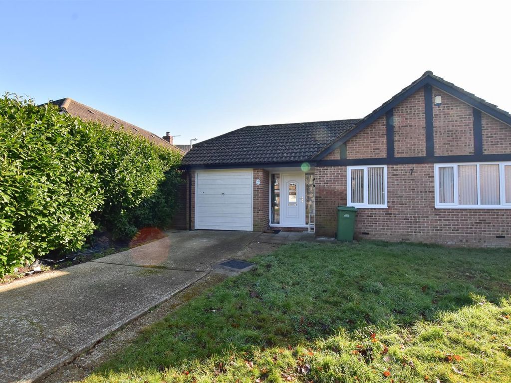2 bed detached house for sale in Highview Close, St. LeonardsOnSea