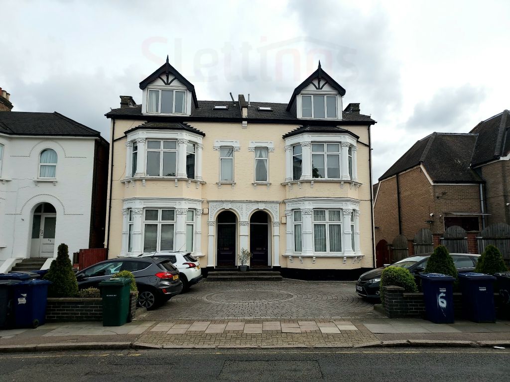 1 bed flat for sale in Finchley Lane, London NW4, £300,000 Zoopla
