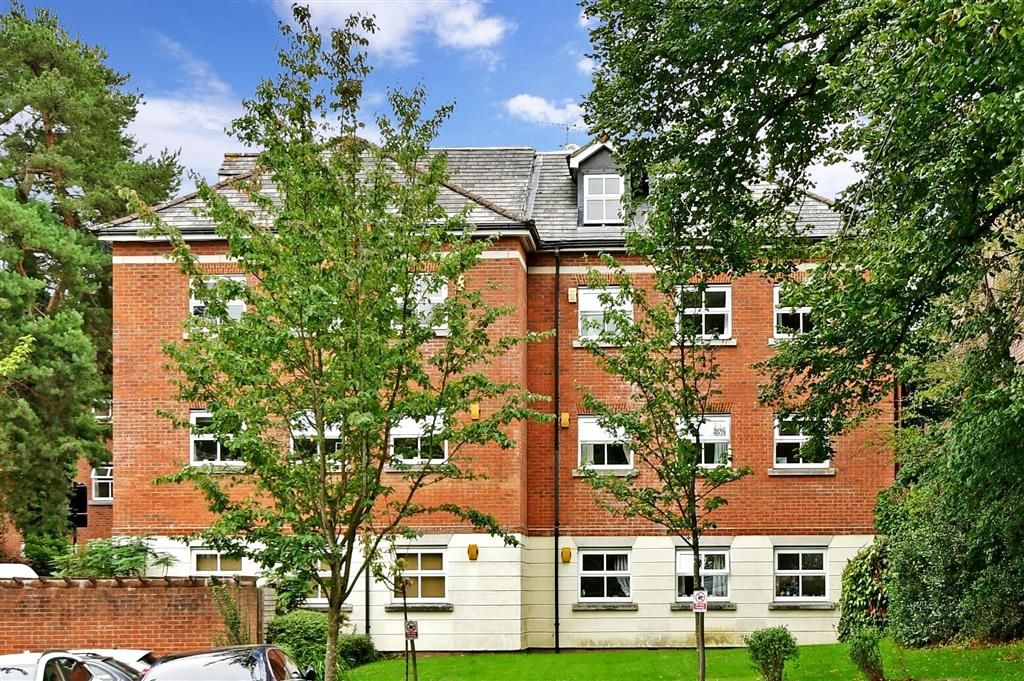 Sycamore Close South Croydon Surrey CR2