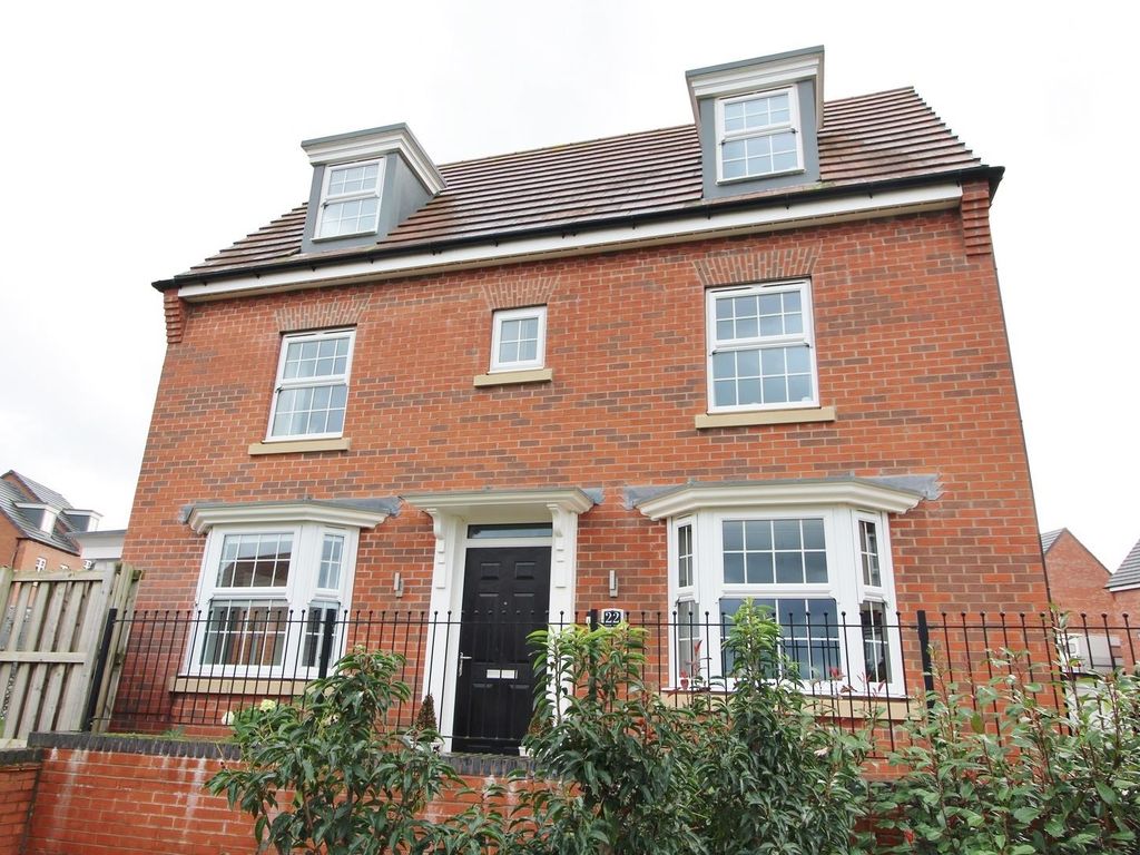 4 bed detached house for sale in Rook Drive, BurtonOnTrent DE13, £