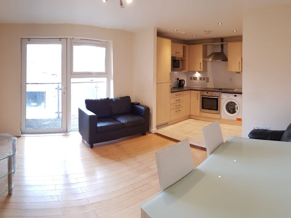 1 bed flat to rent in Apartment, Excelsior, Princess Way, Swansea SA1
