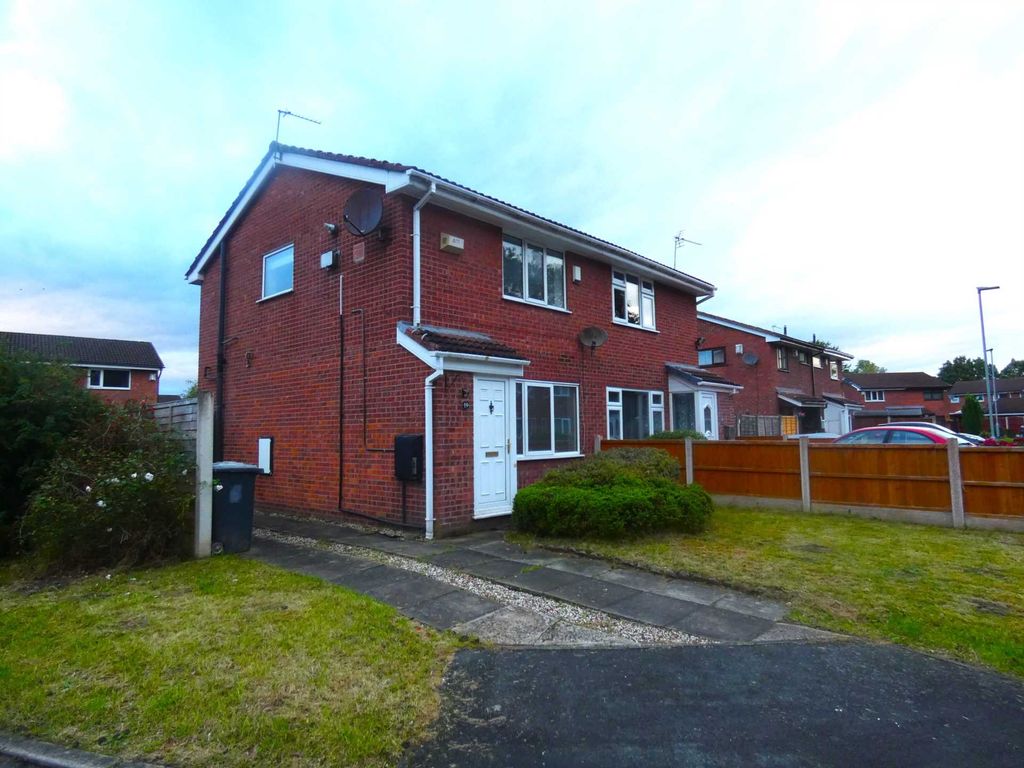 2 bed semidetached house for sale in Tenby Close, Callands WA5, £