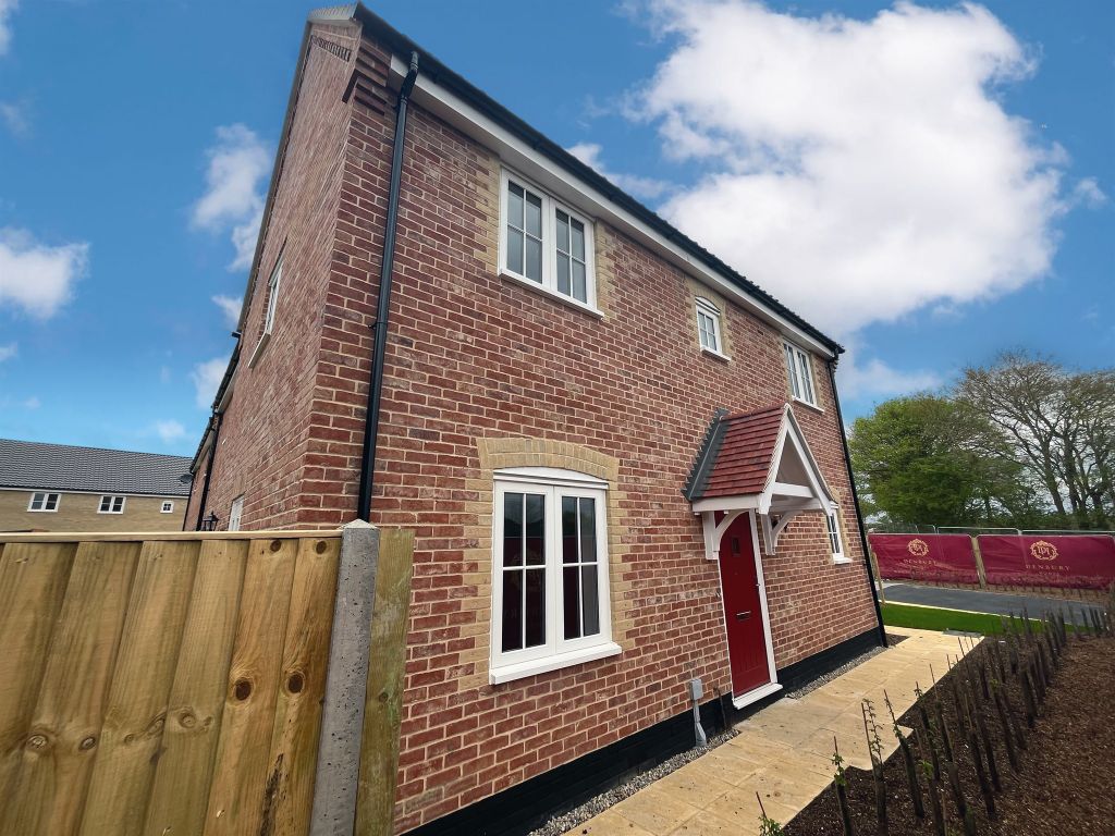 2 bed semidetached house for sale in Bramley Place, Debenham