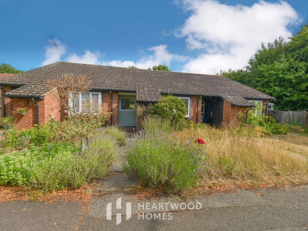 2 bed terraced house for sale in Beverley Gardens, St. Albans AL4 Zoopla