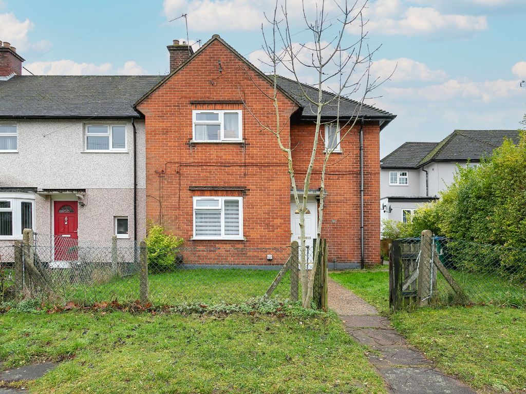 1 bed for sale in The Harebreaks, Watford, Hertfordshire