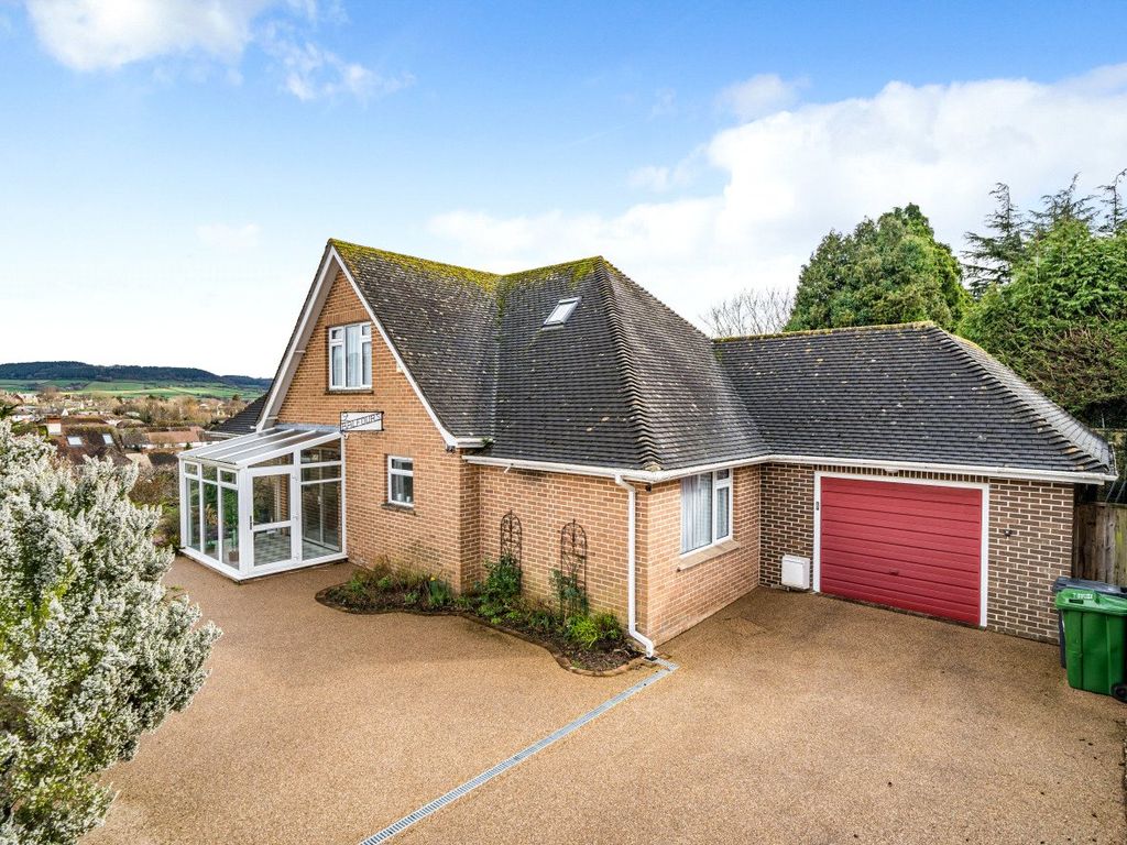 3 bed bungalow for sale in Balfours, Sidmouth, Devon EX10, £650,000